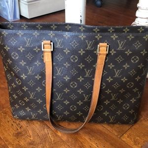 Brown logo patter Luis Vuitton never full bag
